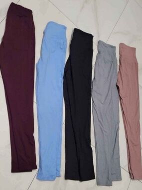 Leggings Women's Leggings Size Small/Medium Lot